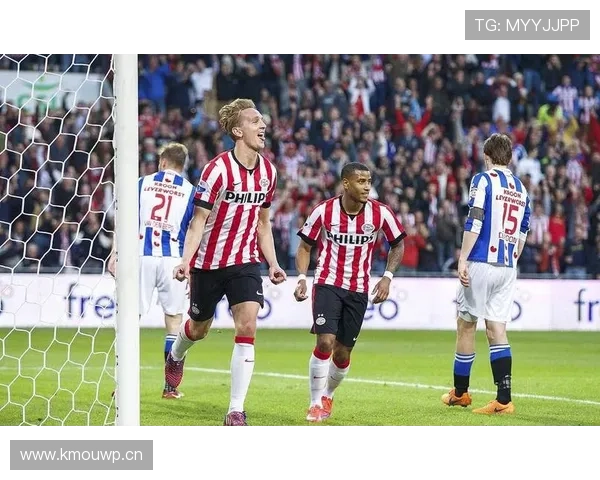 阿贾克斯欧战表现持续低迷:欧冠资格竞争承压,需赛季关键战反弹 阿贾克斯欧战表现持续低迷:欧冠资格竞争承压,需赛季关键战反弹