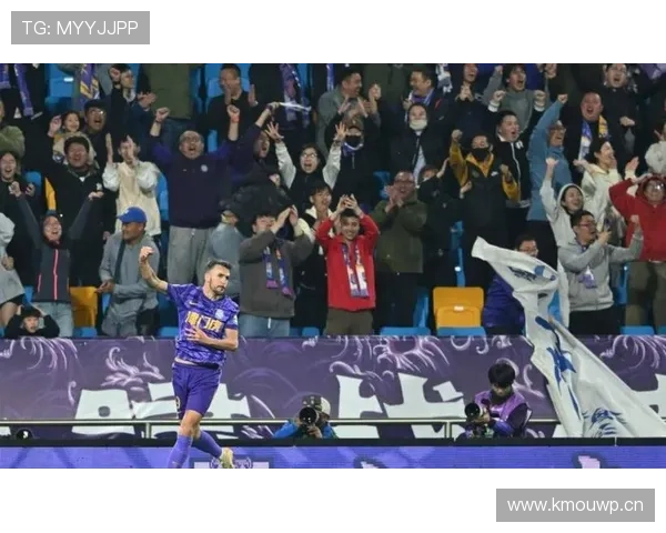 上海申花外援高效但进攻缺乏层次，体系协同与战术变化亟待提升