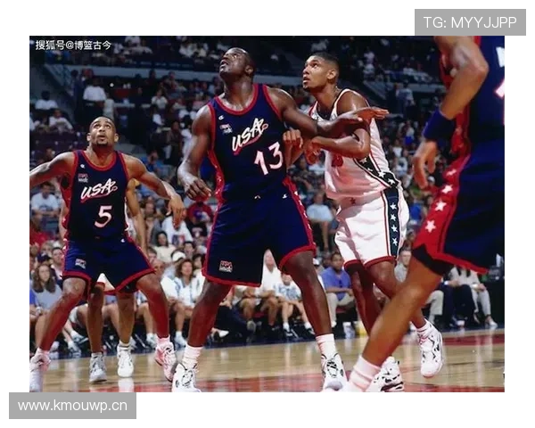 NBA和FIBA规则区别全面解析，如何适应两种篮球体系